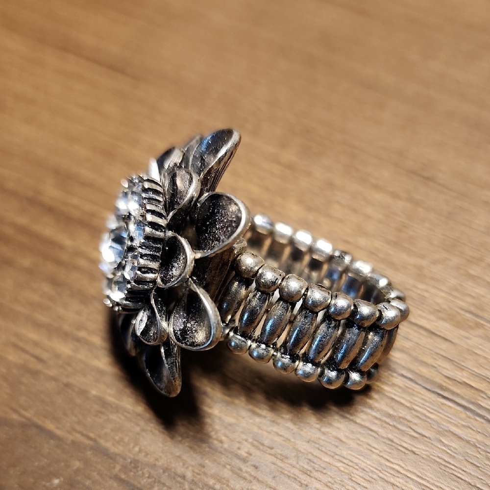 Silver Starburst Crystal Statement Ring - image 4